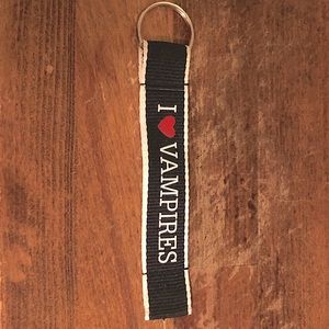 I love vampires key chain